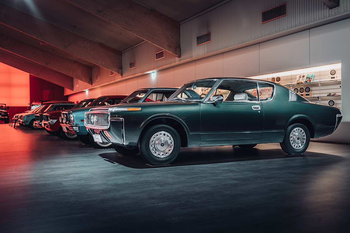 Venez découvrir Toyota Collection, un musée flambant neuf à Cologne abritant une collection unique de Toyota et voitures de courses historiques de TMG.